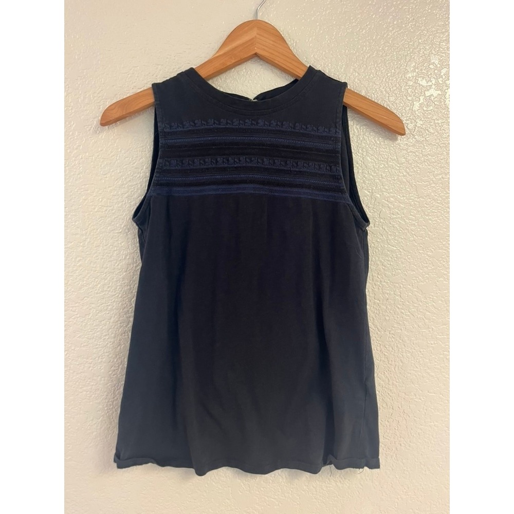 Carve Designs Navy Blue Embroidered Black Sleeveless Tank Top Keyhole Back XS